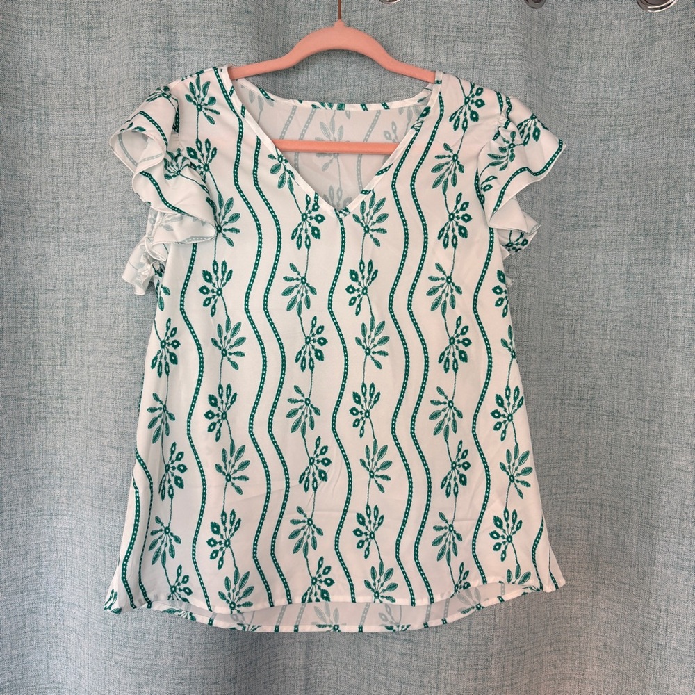 SHEIN Green Floral Ruffle Sleeve Blouse Size Medium